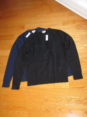 NWT Old Navy Cotton Black & Navy Blue V-neck Sweaters Size Small
